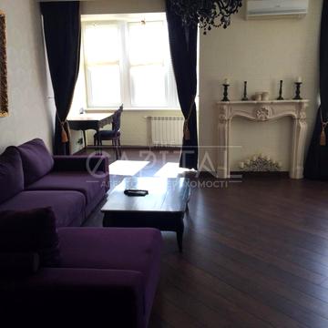 Михайла Гришка вул., 9