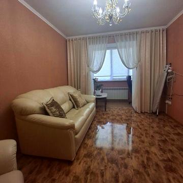 Продаж 2к Квартира Захисників України (1 Травня) вулиця