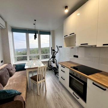 Євро двушка навпроти Центрального Парку