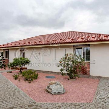 Поштова вул., 16