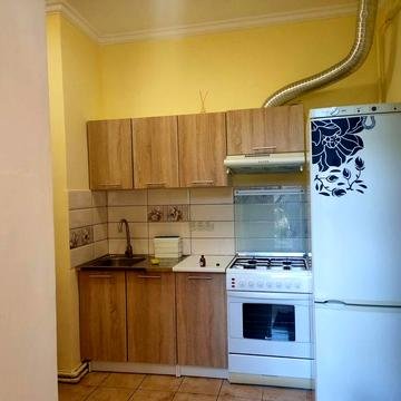 Продаж 1км квартири