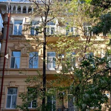 Очень красивая 3-ком. квартира в самом  историческом центре Одессы!