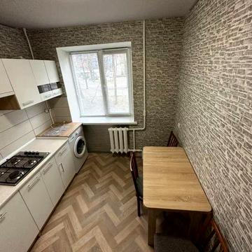 Сдам 1к квартиру на Грушевского / Пилипа Орлика / Хмельницкого