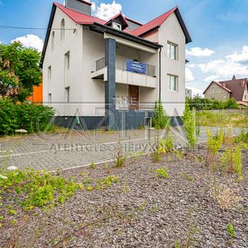 Шкільна вул.