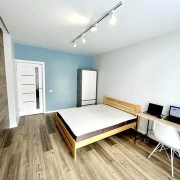 Княжий Затон вул., 3