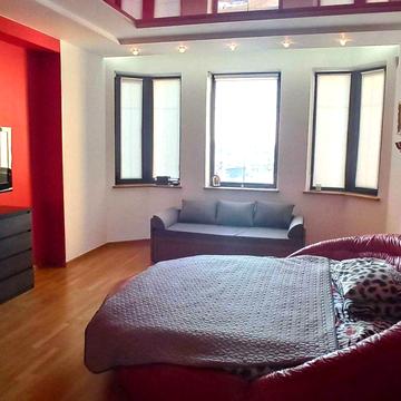 Джорджа Вашингтона вул. (Батальна), 7а