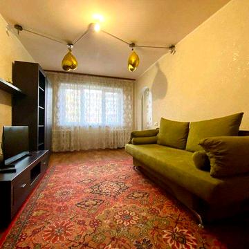 Оренда затишної двокімнатної квартири на Соцмісті