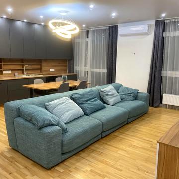 Предславинська вул., 53