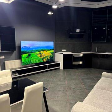 Сдам просторную дизайнерскую 2К квартиру