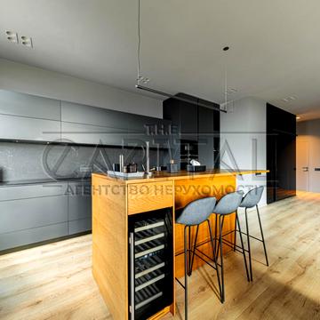 Преображенська вул. (Івана Клименка), 8-Б