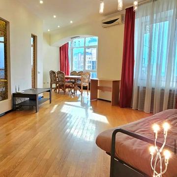 Січових Стрільців вул. (Артема), 52-А