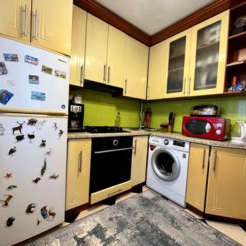 Продаж квартири Центр гарний стан і ціна