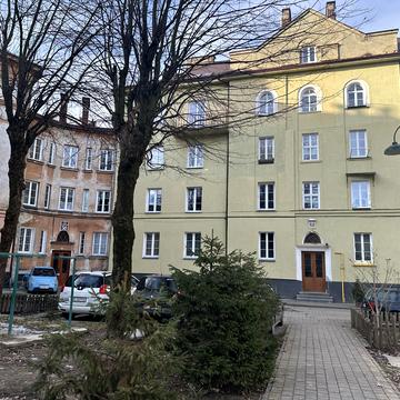 Стрийська вул., 52