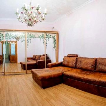 Продаж 4-х кімнатної двохрівневої квартири м. Дрогобич вул. Ковальська