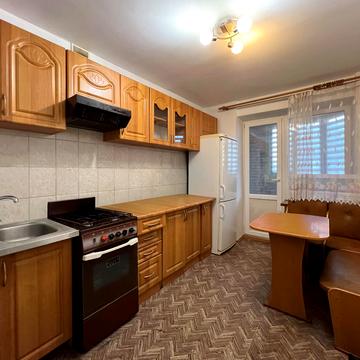 Сяйво вул., 21