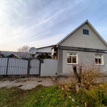 Продам просторий затишний будинок у м. Чигирин, Черкаська область.