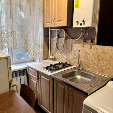 Замостянська вул. (50-річчя Перемоги), 30