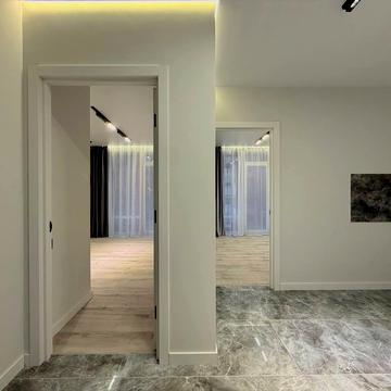 Романа Левицького вул., 4