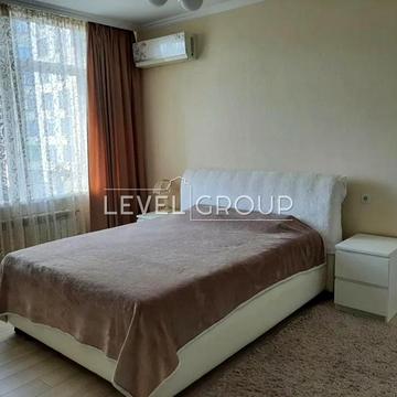 Авіаконструктора Ігоря Сікорського вул. (Танкова), 4