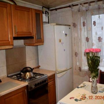 Набережний вїзд, 13