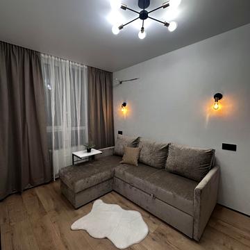 Нова Виноградна вул., 16