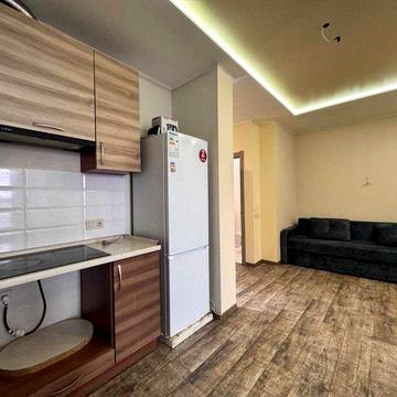 Видова Євродвушка з меблями, ремонт, вул. Драгоманова 2Б