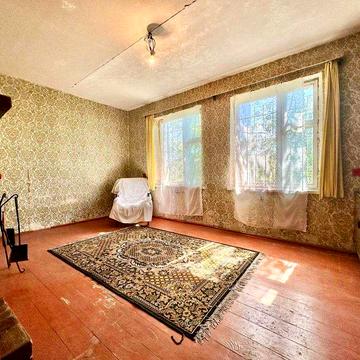 Двоповерховий будиночок із сауною біля озера, поруч із м. Дрогобич