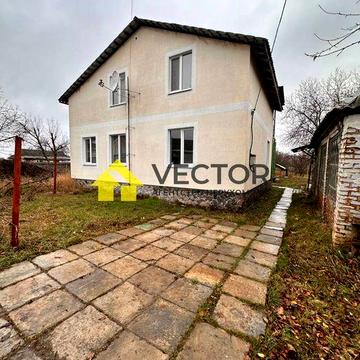 Довгострокова Оренда 2х поверхого будинку