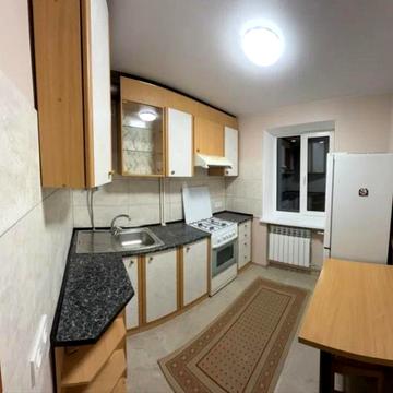 Незалежності вул. (Титова), 22