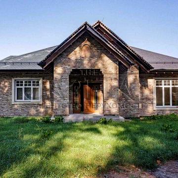 Продаж будинку в Бобриці | 203 м² | Ділянка 43 сотки з сосновим лісом