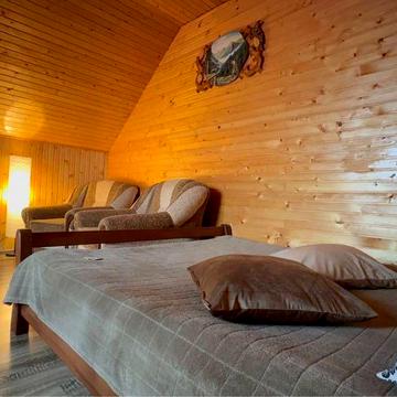 Відпочинок у мальовничому селищі Ворохта