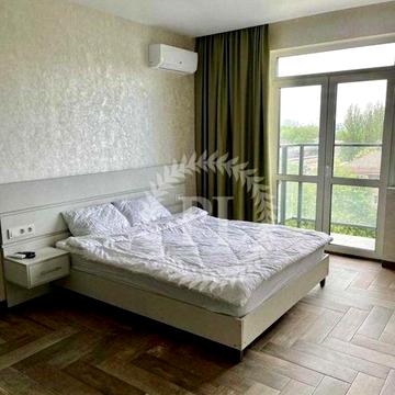 Берестейський просп. (Перемоги), 5-В