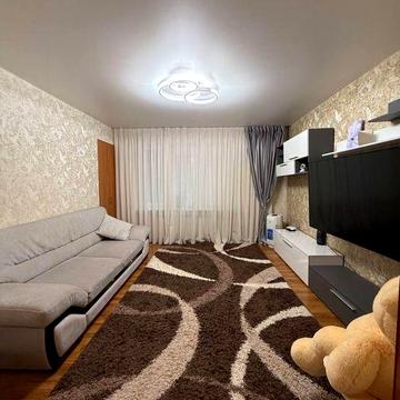 Продам 2 к квартиру  Запорізьке шоссе 16