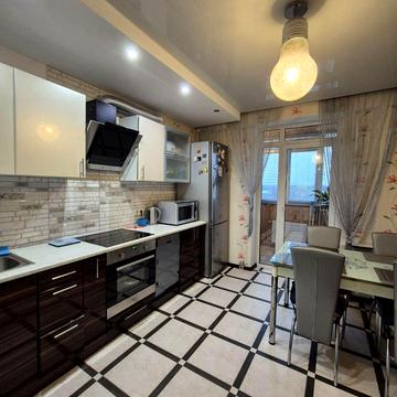 Гетьманська вул., 5