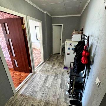 Продам 2 кімнатнк квартиру