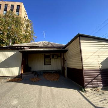 Юлія Чигирина вул., 11