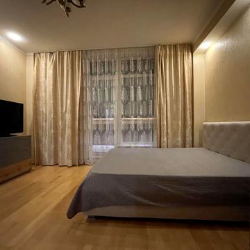 Андрія Верхогляда вул. (Михайла Драгомирова), 5