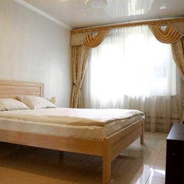 3 кімн. квартира, 3 поверх/3 этаж, 500 м Студентська / Студенческая