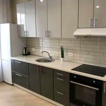 Луговська вул., 255