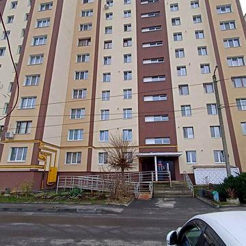 Довгострокова оренда 3к Квартира Левка Лук’яненка (Ватутіна) вулиця