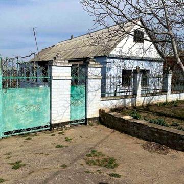 Продам охайний будинок у передмісті, с. Баловне. Чудовий варіант для т