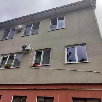 Продається 5кімнатна квартира біля привозу в центрі міста