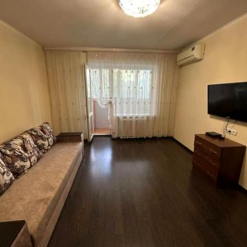 Кирила Осьмака вул., 43