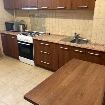 Сдам однокомнатную квартиру на  проспекте  Небесной сотни,  ЖК УСПЕХ.