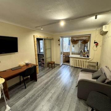 Олександра Поля просп. (Кірова), 78