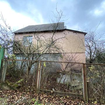 Продам будинок з землею в с. Гребені