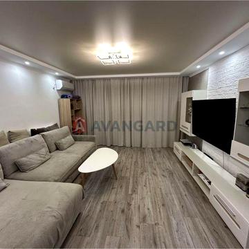 Сдам 3 комнатную квартиру на ж.м. Красный Камень