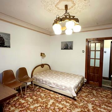 Гетьмана Івана Мазепи вул. (Топольна), 4