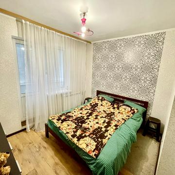 Академіка Корольова просп., 12