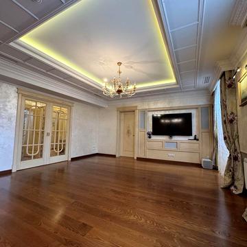 Прорізна вул., 7